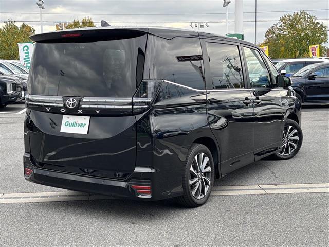 ヴォクシー Ｓ－Ｚ　純正１０．５インチディスプレイオーディオ（ＴＶ／ＢＴ）／フリップダウン／レーダークルーズコントロール／バックカメラ／コーナーセンサー／両側パワスラ／ハーフレザー／シートヒーター／ドラレコ／純正ＡＷ（39枚目）