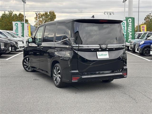 ヴォクシー Ｓ－Ｚ　純正１０．５インチディスプレイオーディオ（ＴＶ／ＢＴ）／フリップダウン／レーダークルーズコントロール／バックカメラ／コーナーセンサー／両側パワスラ／ハーフレザー／シートヒーター／ドラレコ／純正ＡＷ（43枚目）