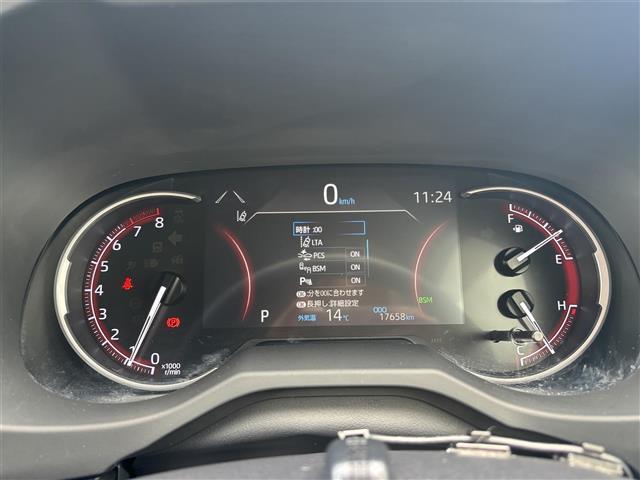 ＲＡＶ４ Ｇ　純正９インチナビ（フルセグ／ＢＴ／ＣＤ／ＤＶＤ）／レーダークルーズコントロール／バックカメラ／ＢＳＭ／コーナーセンサー／衝突軽減／電動リア／レザーシート／メモリ付きパワーシート／ステアリングヒーター（2枚目）