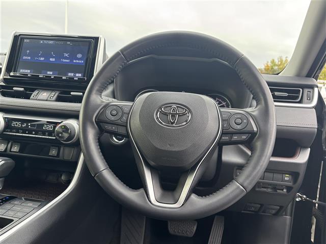 ＲＡＶ４ Ｇ　純正９インチナビ（フルセグ／ＢＴ／ＣＤ／ＤＶＤ）／レーダークルーズコントロール／バックカメラ／ＢＳＭ／コーナーセンサー／衝突軽減／電動リア／レザーシート／メモリ付きパワーシート／ステアリングヒーター（34枚目）