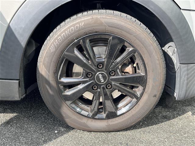 ＭＩＮＩ クーパー　純正ナビ　純正シート　バックモニター　ＥＴＣ　アイドリングストップ　ＬＥＤヘッドライト　オートライト　純正１５インチＡＷ　プッシュスタート　スペアキー１本　前後ドライブレコーダー　［ＺＤＲ－０３５］（17枚目）