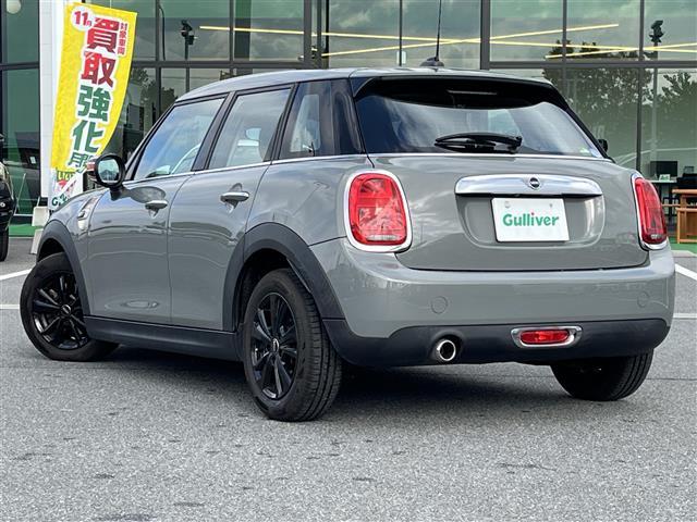 ＭＩＮＩ クーパー　純正ナビ　純正シート　バックモニター　ＥＴＣ　アイドリングストップ　ＬＥＤヘッドライト　オートライト　純正１５インチＡＷ　プッシュスタート　スペアキー１本　前後ドライブレコーダー　［ＺＤＲ－０３５］（20枚目）