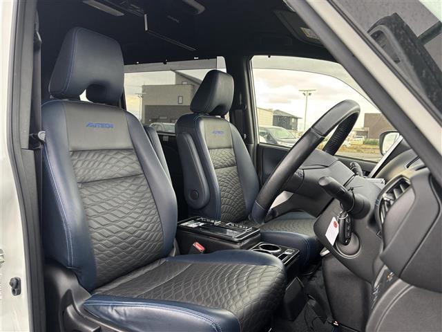 セレナ ｅ－パワー　オーテック　スポーツスペック　アルパイン１１型ナビ　１２．８型フリップダウンモニター　ナビ連動前後ドライブレコーダー　インテリジェントルームミラー　プロパイロット　ステアリングヒーター　シートヒーター　専用革シート　両側パワスラ（14枚目）