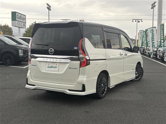 セレナ ｅ－パワー　オーテック　スポーツスペック　アルパイン１１型ナビ　１２．８型フリップダウンモニター　ナビ連動前後ドライブレコーダー　インテリジェントルームミラー　プロパイロット　ステアリングヒーター　シートヒーター　専用革シート　両側パワスラ（40枚目）