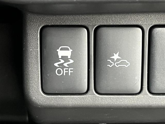 デイズ ハイウェイスターＸ　Ｖセレクション＋セーフティＩＩ　純正ナビ　フルセグＴＶ　衝突被害軽減システム　ＬＥＤヘッドライト　スマートキー　プッシュスタート　ＥＴＣ　電動格納ミラー　フォグライト　純正１４インチＡＷ　アイドリングストップ　革巻きステアリング（5枚目）