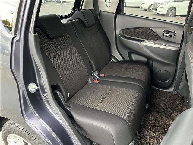 デイズ ハイウェイスターＸ　Ｖセレクション＋セーフティＩＩ　純正ナビ　フルセグＴＶ　衝突被害軽減システム　ＬＥＤヘッドライト　スマートキー　プッシュスタート　ＥＴＣ　電動格納ミラー　フォグライト　純正１４インチＡＷ　アイドリングストップ　革巻きステアリング（15枚目）