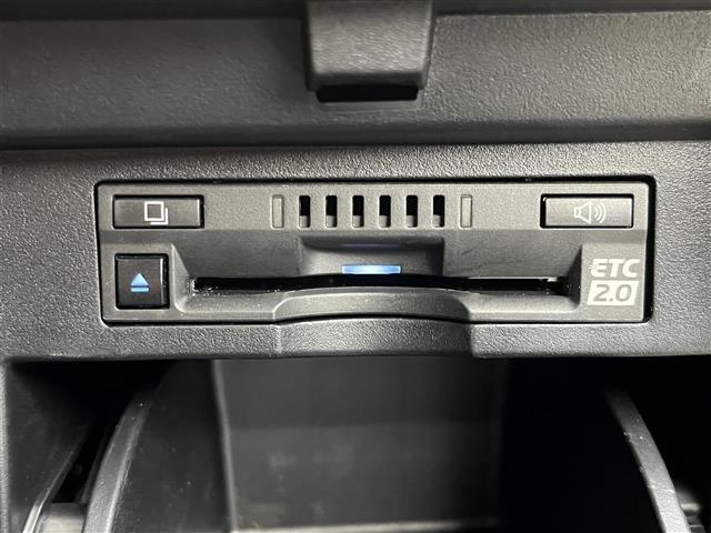 アルファード 2.5S タイプゴールド 純正9型ディスプレイオーディオ 純正12.1型フリップダウンモニター パワーバックドア AC100V コンビステアリング ハーフレザーシート 2列目オットマン コーナーセンサー フォグライト ETC(5枚目)