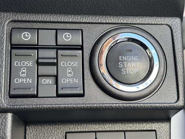 ムーヴキャンバス ストライプスG 純正ナビ(フルセグ/BT/CD/DVD)/アラウンドビューモニター/前後コーナーセンサー/衝突軽減/レーンキープ/両側パワースライドドア/シートヒーター/LEDヘッドライト/前方ドラレコ/ETC(12枚目)