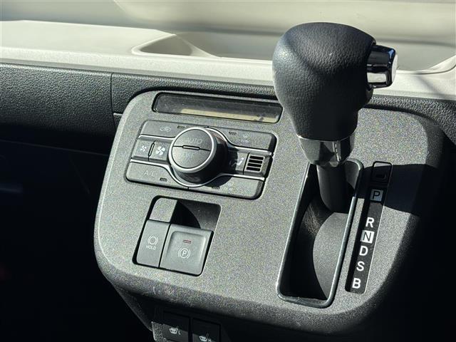 ムーヴキャンバス ストライプスG 純正ナビ(フルセグ/BT/CD/DVD)/アラウンドビューモニター/前後コーナーセンサー/衝突軽減/レーンキープ/両側パワースライドドア/シートヒーター/LEDヘッドライト/前方ドラレコ/ETC(26枚目)