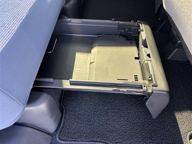 ムーヴキャンバス ストライプスG 純正ナビ(フルセグ/BT/CD/DVD)/アラウンドビューモニター/前後コーナーセンサー/衝突軽減/レーンキープ/両側パワースライドドア/シートヒーター/LEDヘッドライト/前方ドラレコ/ETC(33枚目)