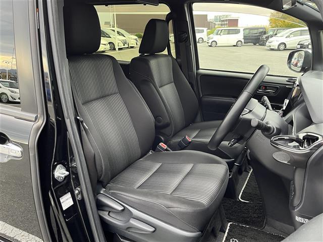 ヴォクシー ＺＳ　煌ＩＩ　ＡＬＰＩＮＥナビ（フルセグ／ＢＴ／ＣＤ／ＤＶＤ）／フリップダウンモニター／クルーズコントロール／バックカメラ／コーナーセンサー／衝突軽減／レーンキープ／後席サンシェード／両側パワスラ／ＥＴＣ／純正ＡＷ（14枚目）