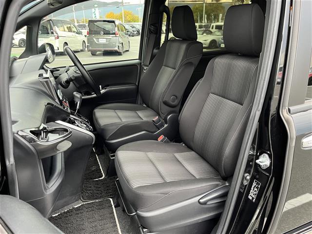 ヴォクシー ＺＳ　煌ＩＩ　ＡＬＰＩＮＥナビ（フルセグ／ＢＴ／ＣＤ／ＤＶＤ）／フリップダウンモニター／クルーズコントロール／バックカメラ／コーナーセンサー／衝突軽減／レーンキープ／後席サンシェード／両側パワスラ／ＥＴＣ／純正ＡＷ（34枚目）