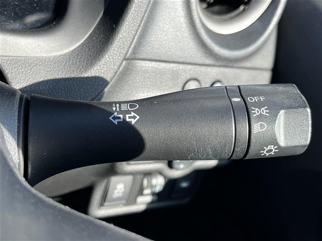 ノート Ｘ　ＤＩＧ－Ｓ　エマージェンシーブレーキパッケージ　ＥＣＬＩＰＳＥナビ（フルセグ／ＢＴ／ＣＤ／ＤＶＤ）／アラウンドビューモニター／衝突軽減／レーンキープ／前後コーナーセンサー／アイドリングストップ／電動格納ミラー／ＥＴＣ／純正ホイールキャップ（10枚目）