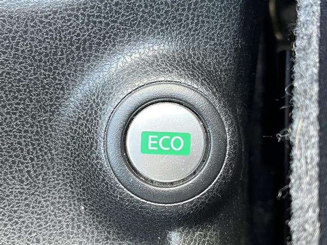 ノート Ｘ　ＤＩＧ－Ｓ　エマージェンシーブレーキパッケージ　ＥＣＬＩＰＳＥナビ（フルセグ／ＢＴ／ＣＤ／ＤＶＤ）／アラウンドビューモニター／衝突軽減／レーンキープ／前後コーナーセンサー／アイドリングストップ／電動格納ミラー／ＥＴＣ／純正ホイールキャップ（25枚目）