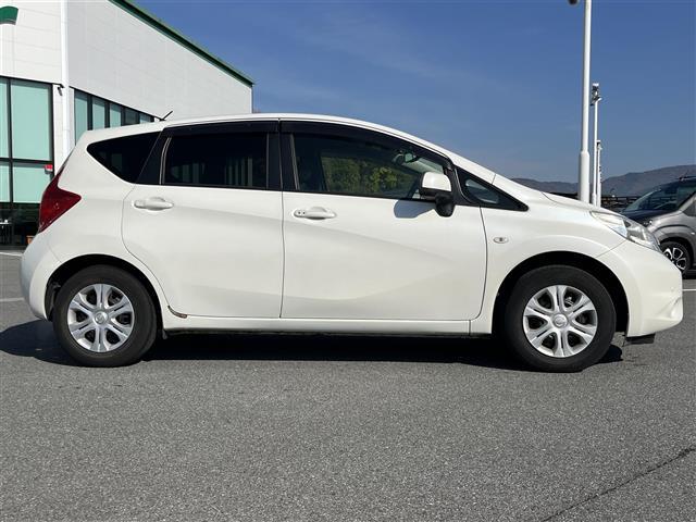 ノート Ｘ　ＤＩＧ－Ｓ　エマージェンシーブレーキパッケージ　ＥＣＬＩＰＳＥナビ（フルセグ／ＢＴ／ＣＤ／ＤＶＤ）／アラウンドビューモニター／衝突軽減／レーンキープ／前後コーナーセンサー／アイドリングストップ／電動格納ミラー／ＥＴＣ／純正ホイールキャップ（38枚目）