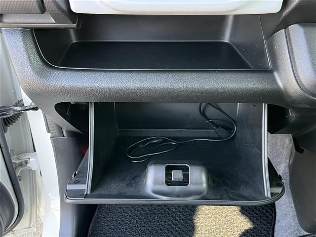 ハスラー ハイブリッドＸ　ＫＥＮＷＯＯＤナビ（ＢＴ／ＣＤ／ＤＶＤ）／レーダークルーズコントロール／バックカメラ／後方コーナーセンサー／衝突軽減／レーンキープ／シートヒーター／ＬＥＤヘッドライト／前方ドラレコ／ＥＴＣ／純正ＡＷ（30枚目）