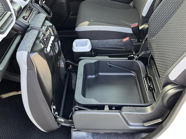 ハスラー ハイブリッドＸ　ＫＥＮＷＯＯＤナビ（ＢＴ／ＣＤ／ＤＶＤ）／レーダークルーズコントロール／バックカメラ／後方コーナーセンサー／衝突軽減／レーンキープ／シートヒーター／ＬＥＤヘッドライト／前方ドラレコ／ＥＴＣ／純正ＡＷ（32枚目）