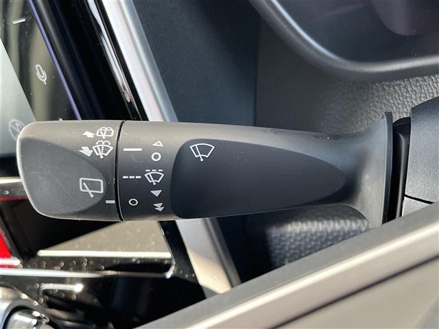 トール カスタムG ターボ 純正9インチディスプレイオーディオ(フルセグ/BT)/レーダークルーズコントロール/全方位/コーナーセンサー/衝突軽減/レーンキープ/両側パワスラ/後席サンシェード/LEDヘッドライト/純正AW(9枚目)