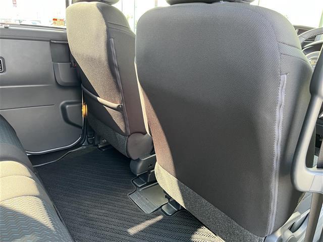 トール カスタムG ターボ 純正9インチディスプレイオーディオ(フルセグ/BT)/レーダークルーズコントロール/全方位/コーナーセンサー/衝突軽減/レーンキープ/両側パワスラ/後席サンシェード/LEDヘッドライト/純正AW(31枚目)