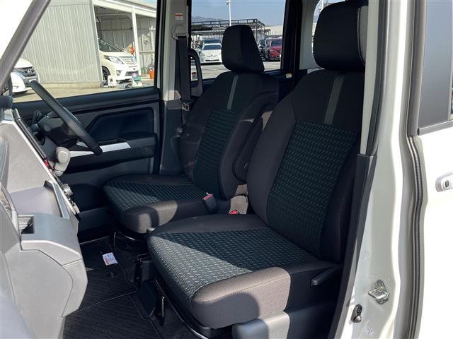 トール カスタムG ターボ 純正9インチディスプレイオーディオ(フルセグ/BT)/レーダークルーズコントロール/全方位/コーナーセンサー/衝突軽減/レーンキープ/両側パワスラ/後席サンシェード/LEDヘッドライト/純正AW(33枚目)