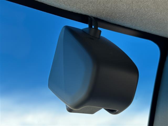 タント カスタムＸ　トップエディションＶＳ　ＳＡＩＩＩ　純正ナビ（フルセグ／ＢＴ／ＣＤ／ＤＶＤ）／全方位／コーナーセンサー／衝突軽減／レーンキープ／両側パワースライドドア／ハーフレザーシート／シートヒーター／後席サンシェード／ＬＥＤ／ドラレコ／ＥＴＣ（13枚目）