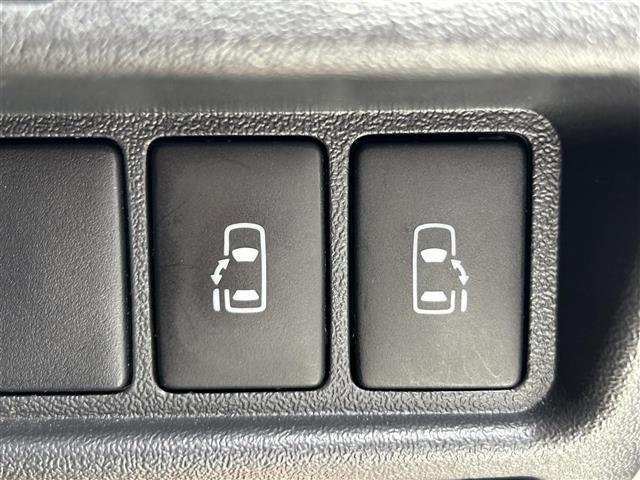 ハイエースバン スーパーＧＬ　ダーク　プライムＩＩ　ナビＴＶ　全方位カメラ　ベットキット　ＡＡＣ　ＥＴＣ　ドライブレコーダー　ＴＲＤフロントスポイラー　両側パワースライドドア　ラダーフレーム付き　１６インチアルミホイール　ＬＥＤヘッドライト　スマートキ（6枚目）