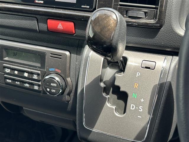 ハイエースバン スーパーＧＬ　ダーク　プライムＩＩ　ナビＴＶ　全方位カメラ　ベットキット　ＡＡＣ　ＥＴＣ　ドライブレコーダー　ＴＲＤフロントスポイラー　両側パワースライドドア　ラダーフレーム付き　１６インチアルミホイール　ＬＥＤヘッドライト　スマートキ（29枚目）