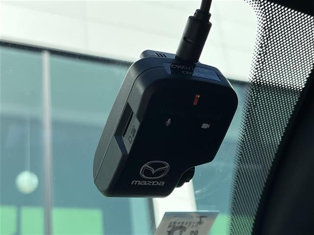 ＣＸ－５ ＸＤ　Ｌパッケージ　社外ナビ（フルセグ／ＢＴ／ＣＤ／ＤＶＤ）／ＢＯＳＥ／レーダークルーズコントロール／バックカメラ／コーナーセンサー／ＢＳＭ／衝突軽減／レーンキープ／レザーシート／電動リア／メモリーシート／シートヒーター（6枚目）