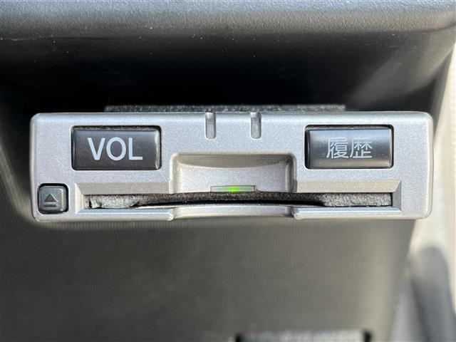 アクア Ｇ　Ｇ’ｓ　純正７インチナビ／クルーズコントロール／バックカメラ／横滑り防止／ハーフレザーシート／シートヒーター／オートライト／ＬＥＤヘッドライト／電動格納ミラー／ドラレコ／ＥＴＣ／純正ＡＷ／スペアキー（3枚目）