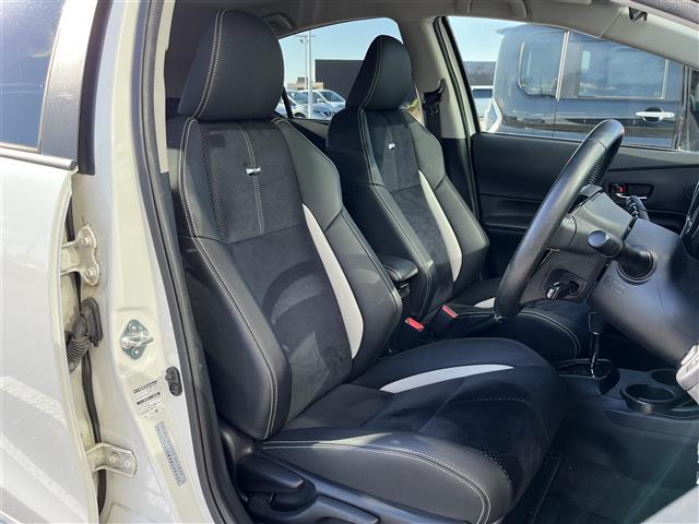 アクア Ｇ　Ｇ’ｓ　純正７インチナビ／クルーズコントロール／バックカメラ／横滑り防止／ハーフレザーシート／シートヒーター／オートライト／ＬＥＤヘッドライト／電動格納ミラー／ドラレコ／ＥＴＣ／純正ＡＷ／スペアキー（14枚目）