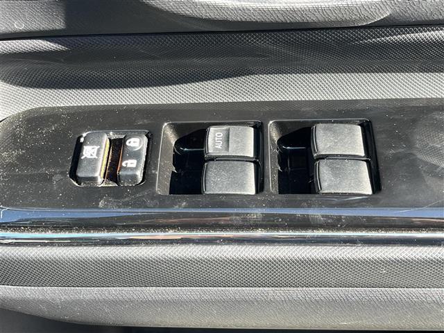 アクア Ｇ　Ｇ’ｓ　純正７インチナビ／クルーズコントロール／バックカメラ／横滑り防止／ハーフレザーシート／シートヒーター／オートライト／ＬＥＤヘッドライト／電動格納ミラー／ドラレコ／ＥＴＣ／純正ＡＷ／スペアキー（28枚目）