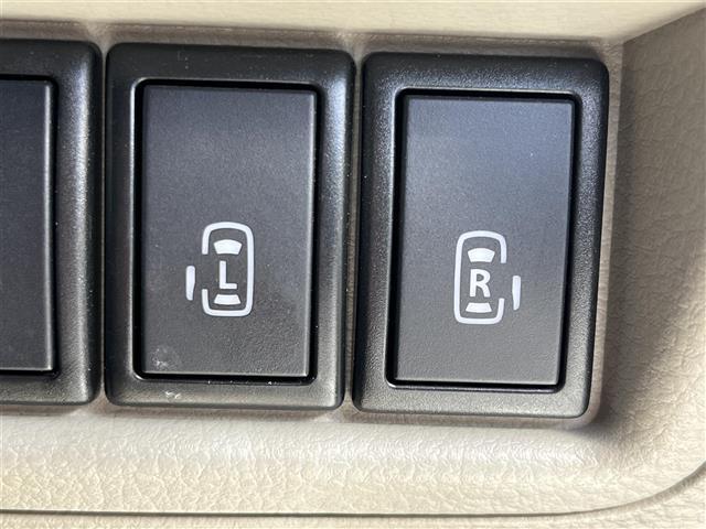 エブリイワゴン PZターボスペシャル Panasonicナビ(フルセグ/BT/CD/DVD)/バックカメラ/衝突軽減/横滑り防止/両側パワースライドドア/オートステップ/オートライト/電動格納ミラー/ステアリングスイッチ/純正AW(5枚目)