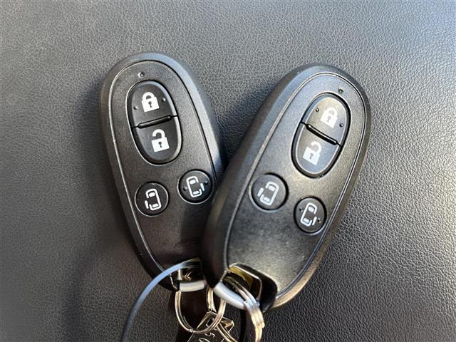 エブリイワゴン PZターボスペシャル Panasonicナビ(フルセグ/BT/CD/DVD)/バックカメラ/衝突軽減/横滑り防止/両側パワースライドドア/オートステップ/オートライト/電動格納ミラー/ステアリングスイッチ/純正AW(9枚目)