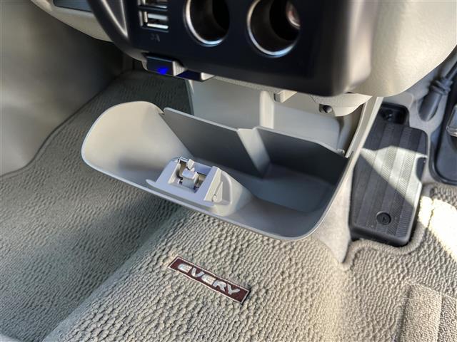 エブリイワゴン PZターボスペシャル Panasonicナビ(フルセグ/BT/CD/DVD)/バックカメラ/衝突軽減/横滑り防止/両側パワースライドドア/オートステップ/オートライト/電動格納ミラー/ステアリングスイッチ/純正AW(30枚目)