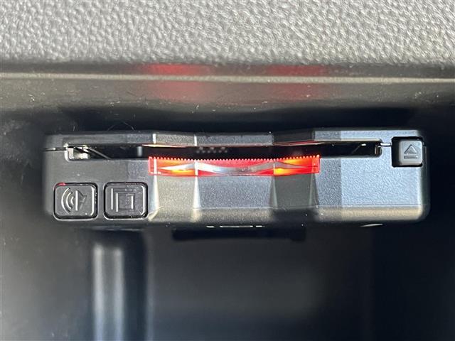 ムーヴキャンバス Gメイクアップリミテッド SAIII Panasonicナビ(TV/BT/CD)/アラウンドビューモニター/コーナーセンサー/衝突軽減/レーンキープ/両側パワースライドドア/オートライト/LEDヘッドライト/電動格納ミラー/ドラレコ(5枚目)