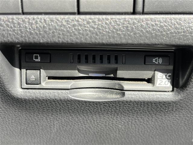 ハリアーハイブリッド Z レザーパッケージ 純正12.3インチ フルセグTV アラウンドビューモニター JBLプレミアムサウンド ETC2.0 レザーシート シートヒーター エアシート パワーシート ドライブレコーダー トヨタセーフティーセンス(6枚目)