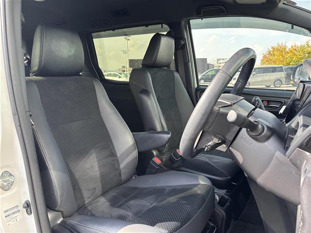 ヴォクシー ハイブリッドZS 煌III carrozzeria9インチナビ(フルセグ/BT/CD/DVD)/クルーズコントロール/バックカメラ/コーナーセンサー/衝突軽減/両側パワスラ/ハーフレザー/後席サンシェード/シートヒーター(14枚目)