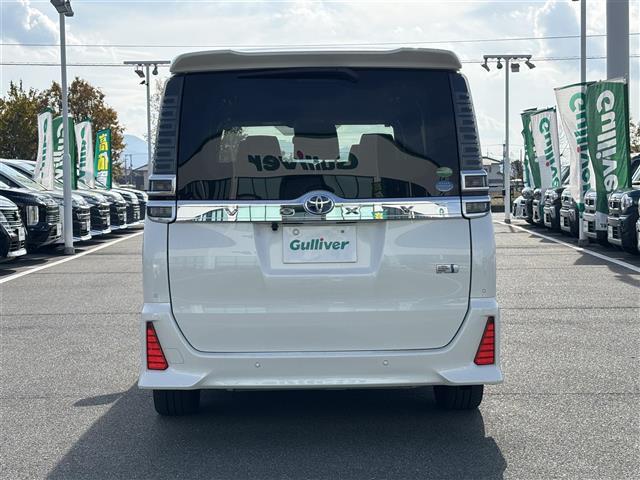 ヴォクシー ハイブリッドZS 煌III carrozzeria9インチナビ(フルセグ/BT/CD/DVD)/クルーズコントロール/バックカメラ/コーナーセンサー/衝突軽減/両側パワスラ/ハーフレザー/後席サンシェード/シートヒーター(39枚目)