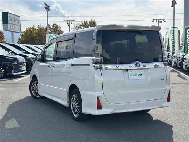 ヴォクシー ハイブリッドZS 煌III carrozzeria9インチナビ(フルセグ/BT/CD/DVD)/クルーズコントロール/バックカメラ/コーナーセンサー/衝突軽減/両側パワスラ/ハーフレザー/後席サンシェード/シートヒーター(40枚目)