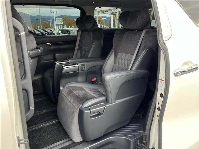 アルファード 2.5S Cパッケージ 純正ナビ バックモニター サイドモニター JBLサウンド HDMI フルセグテレビ サンルーフ フリップダウンモニター ステアリングヒーター シートヒーター ハーフレザーシート トヨタ―セーフティー(35枚目)