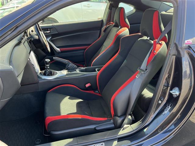 ８６ ＧＴ　純正１７ＡＷ　純正マフラー　純正ＬＥＤヘッドライト　純正フォグライト　純正シート　フルセグナビ［ＮＳＣＤ－Ｗ６６］　トヨタ純正ドラレコ［ＤＲＴ－Ｈ６６Ａ］　オートライト　ＥＴＣ　スマートキー（32枚目）