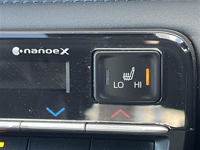 ヴォクシー S-Z 純正10.5インチディスプレイオーディオ(TV/BT)/純正フリップダウン/レーダークルーズコントロール/バックカメラ/BSM/両側パワスラ/電動リア/ハーフレザー/シートヒーター/後席サンシェード(8枚目)