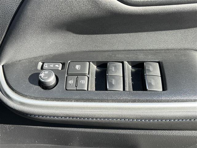 ヴォクシー S-Z 純正10.5インチディスプレイオーディオ(TV/BT)/純正フリップダウン/レーダークルーズコントロール/バックカメラ/BSM/両側パワスラ/電動リア/ハーフレザー/シートヒーター/後席サンシェード(28枚目)