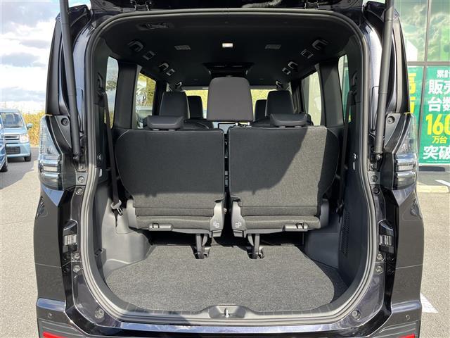 ヴォクシー S-Z 純正10.5インチディスプレイオーディオ(TV/BT)/純正フリップダウン/レーダークルーズコントロール/バックカメラ/BSM/両側パワスラ/電動リア/ハーフレザー/シートヒーター/後席サンシェード(37枚目)