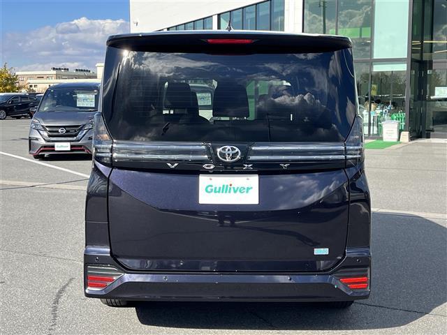 ヴォクシー S-Z 純正10.5インチディスプレイオーディオ(TV/BT)/純正フリップダウン/レーダークルーズコントロール/バックカメラ/BSM/両側パワスラ/電動リア/ハーフレザー/シートヒーター/後席サンシェード(39枚目)