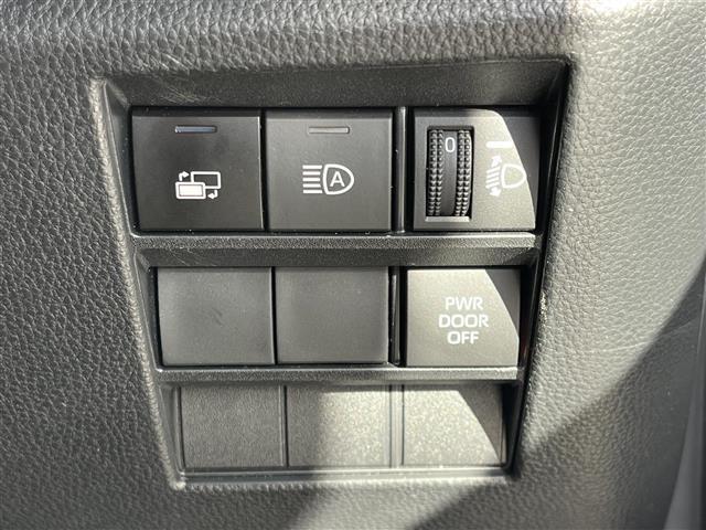 ヴォクシー S-Z 純正10.5インチディスプレイオーディオ(TV/BT)/純正フリップダウン/レーダークルーズコントロール/バックカメラ/コーナーセンサー/両側パワスラ/後席サンシェード/ハーフレザー/シートヒーター(10枚目)