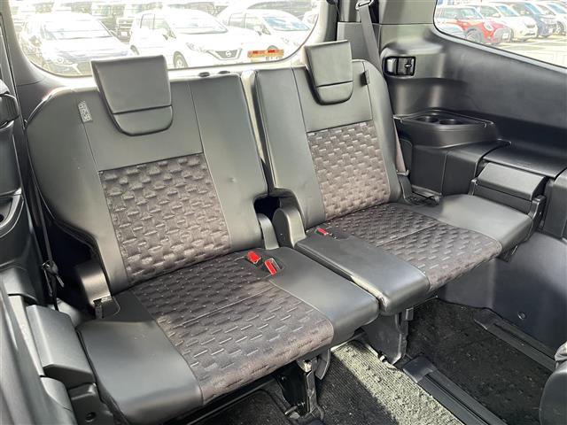 ヴォクシー S-Z 純正10.5インチディスプレイオーディオ(TV/BT)/純正フリップダウン/レーダークルーズコントロール/バックカメラ/コーナーセンサー/両側パワスラ/後席サンシェード/ハーフレザー/シートヒーター(16枚目)