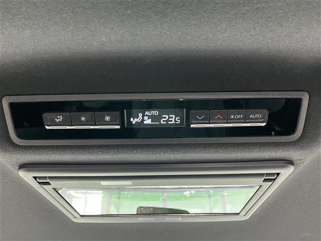 ヴォクシー S-Z 純正10.5インチディスプレイオーディオ(TV/BT)/純正フリップダウン/レーダークルーズコントロール/バックカメラ/コーナーセンサー/両側パワスラ/後席サンシェード/ハーフレザー/シートヒーター(27枚目)