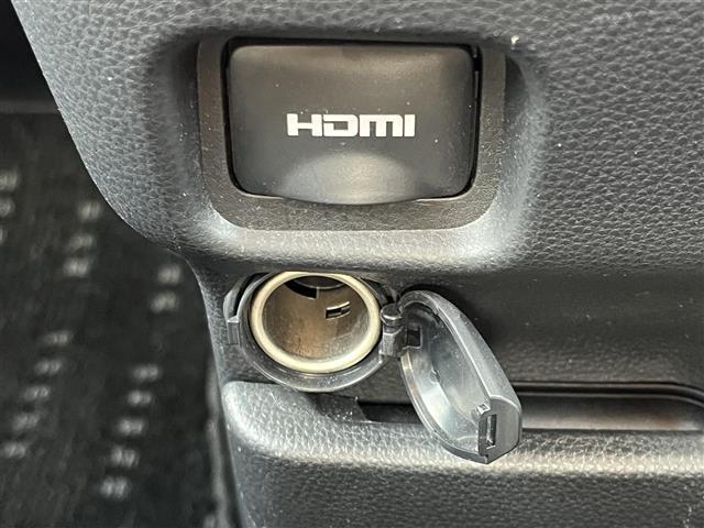 ヴォクシー S-Z 純正10.5インチディスプレイオーディオ(TV/BT)/純正フリップダウン/レーダークルーズコントロール/バックカメラ/コーナーセンサー/両側パワスラ/後席サンシェード/ハーフレザー/シートヒーター(28枚目)