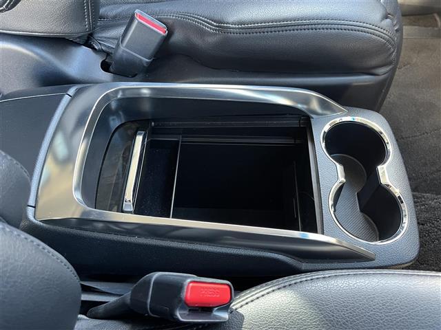 ヴェルファイア 2.5Z Aエディション ALPINE10インチナビ(フルセグ/BT/CD/DVD)/12.8インチフリップダウン/クルーズコントロール/バックカメラ/コーナーセンサー/両側パワスラ/車高調/レザー調シートカバー/ETC(29枚目)